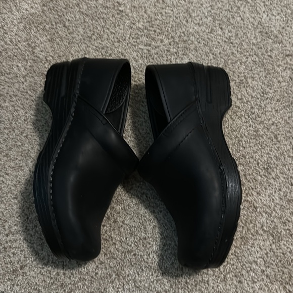 Dansko Clogs - Picture 4 of 6
